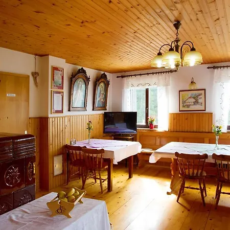 Tourist Farm Arbajter *