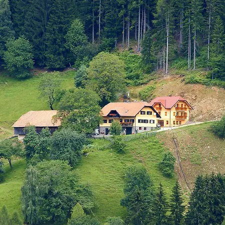 Farm stay Tourist Farm Arbajter