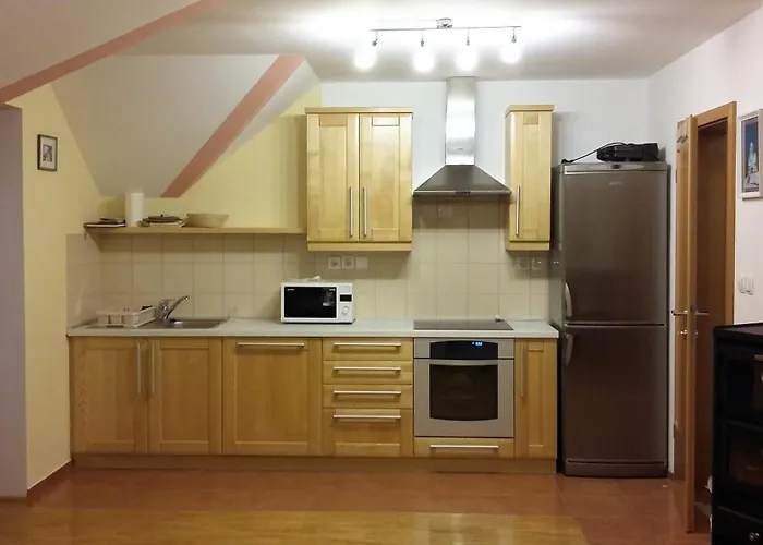 Tourist Farm Arbajter 农家乐 *