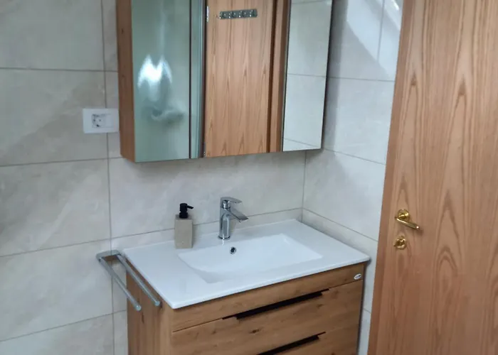 农家乐 Tourist Farm Arbajter Resnik