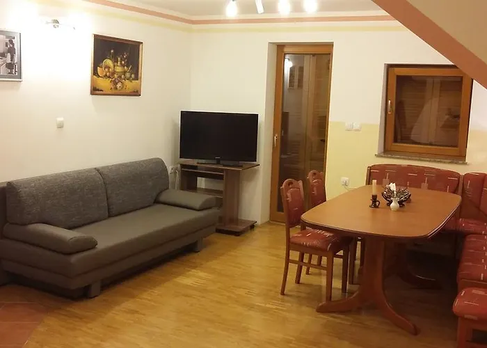 Tourist Farm Arbajter 农家乐